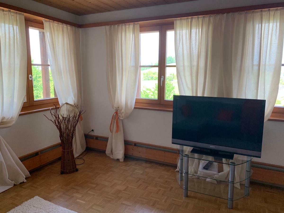 Bed & Breakfast Region Murtensee Munchenwiler Екстер'єр фото